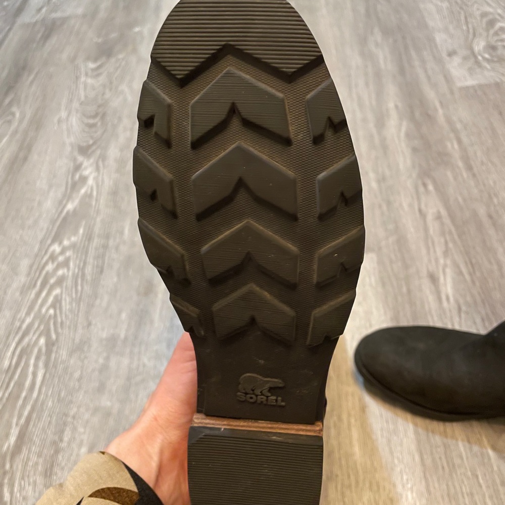 Women’s leather Sorel boots - Picture 4 of 5